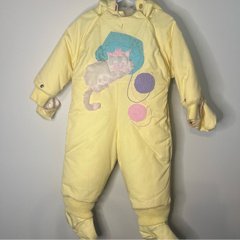 Vintage Sherpa lined Charming Yellow Cat Print Kids snowsuit 18 months